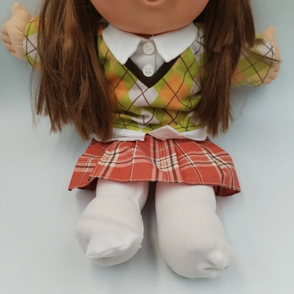 2011 Cabbage Patch Kids Doll‎ JAKKS Pacific Brown Hair Blue Eyes Argyle Outfit